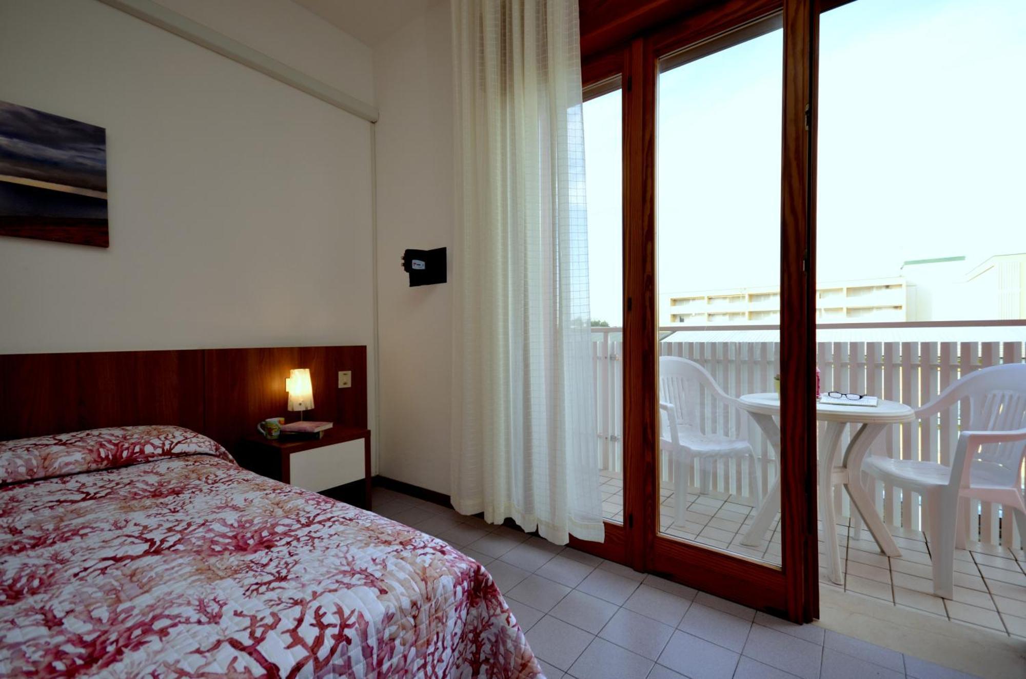 Appartamenti Mariella Bibione Exterior foto