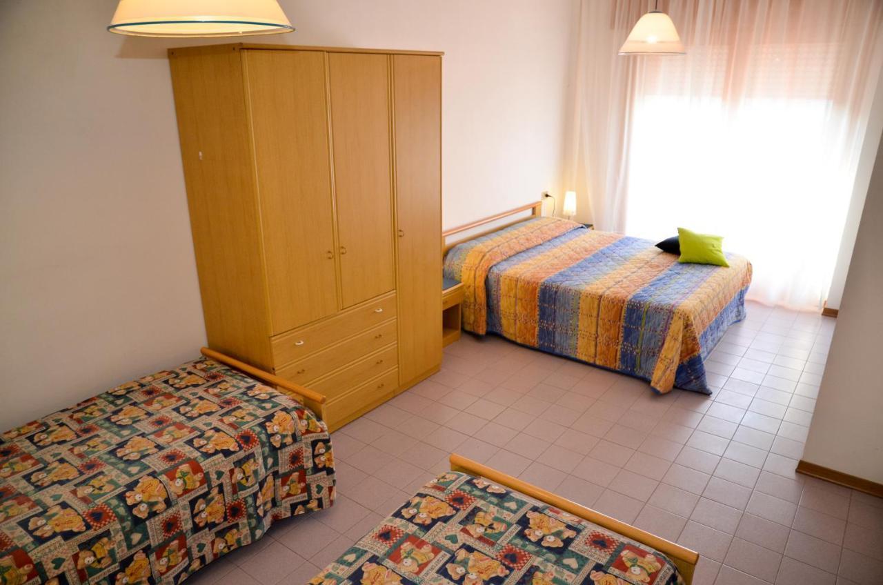 Appartamenti Mariella Bibione Exterior foto